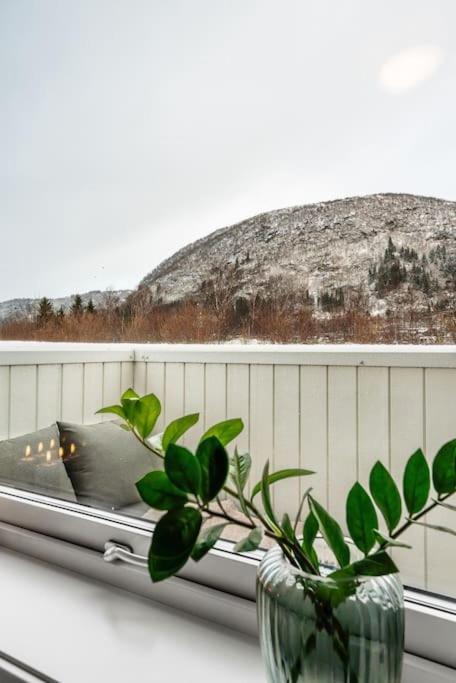 Stor Og Moderne Leilighet I Indre Arna Bergen Gratis Parkering!! Luaran gambar