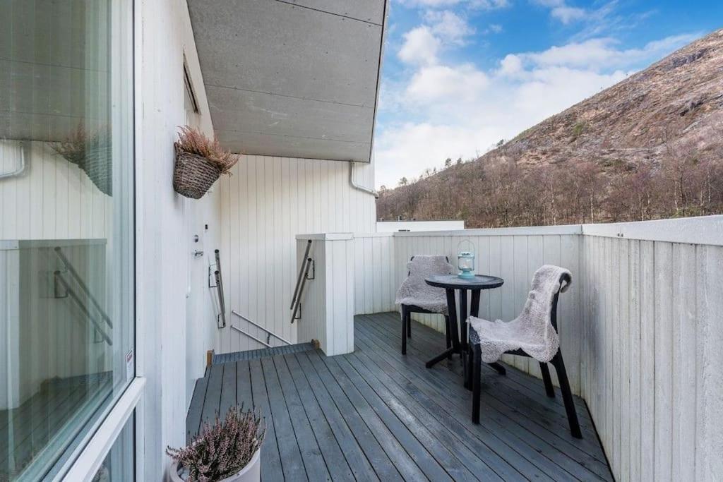 Stor Og Moderne Leilighet I Indre Arna Bergen Gratis Parkering!! Luaran gambar